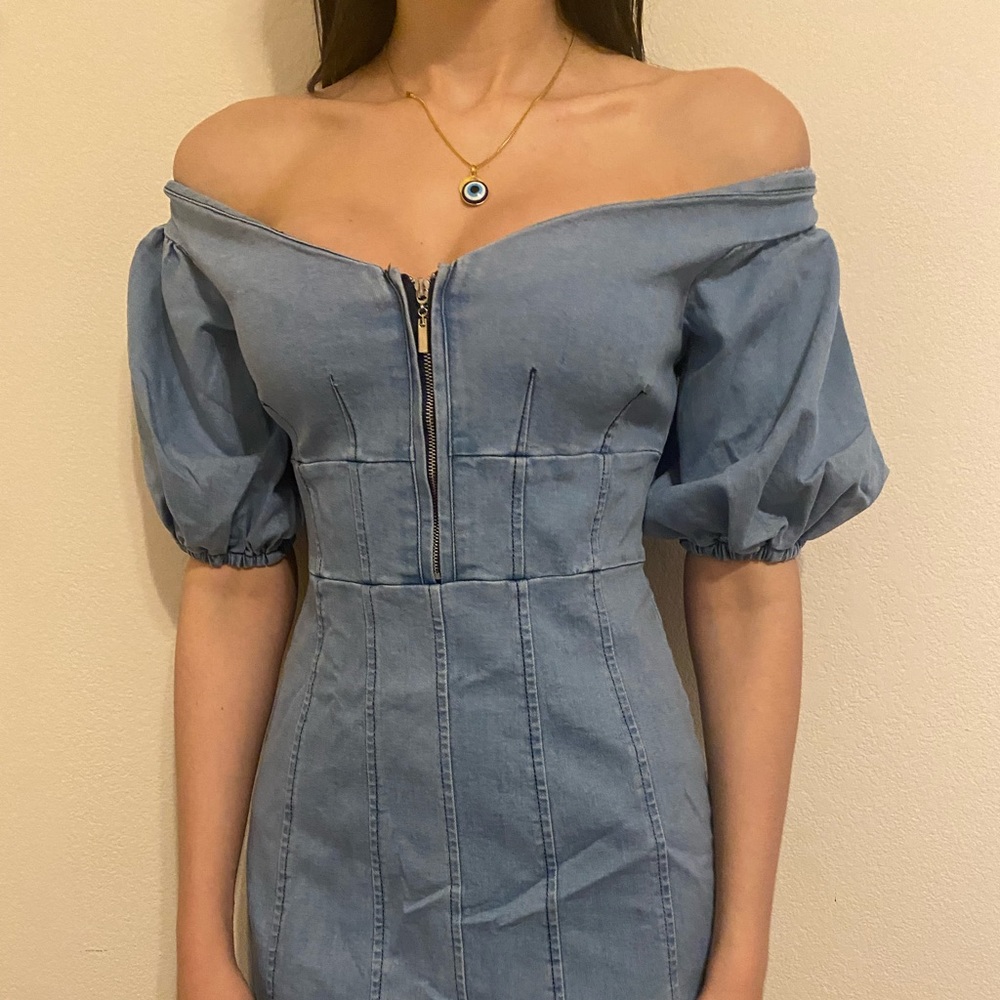 Off-Shoulder Light Blue Denim Strapless Dress